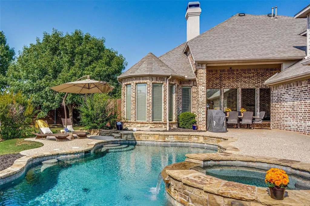 4701 Paxton Lane