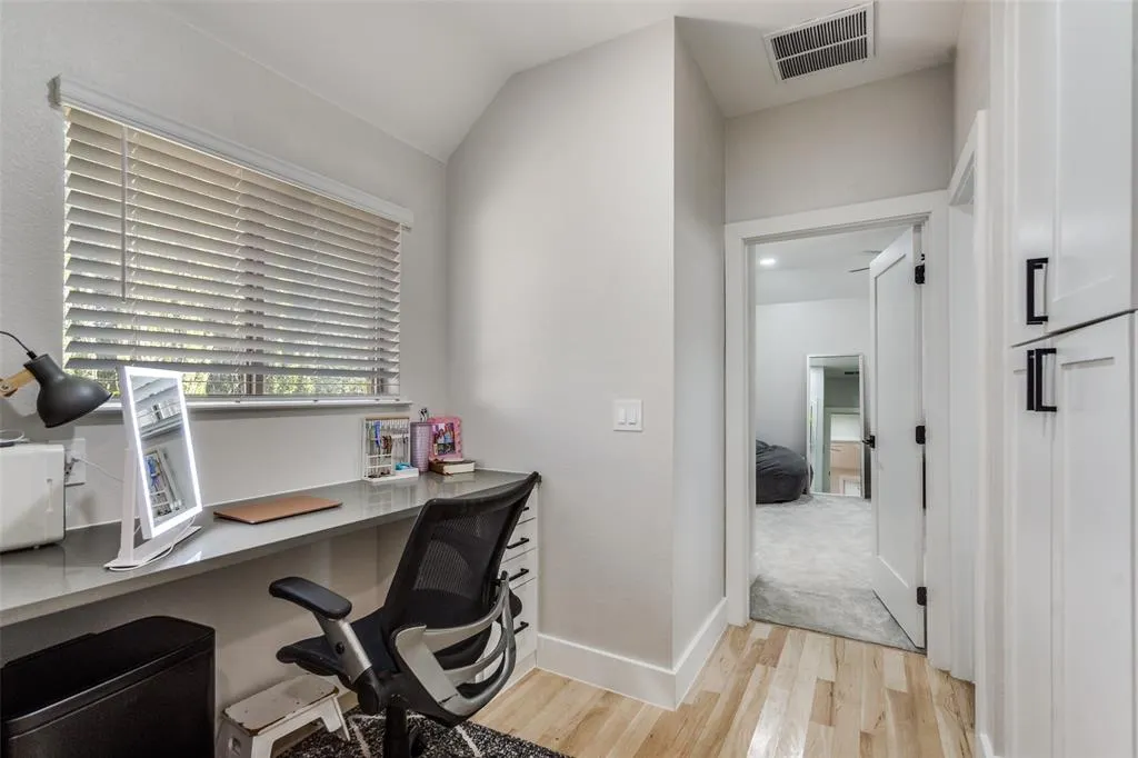 4701 Paxton Lane