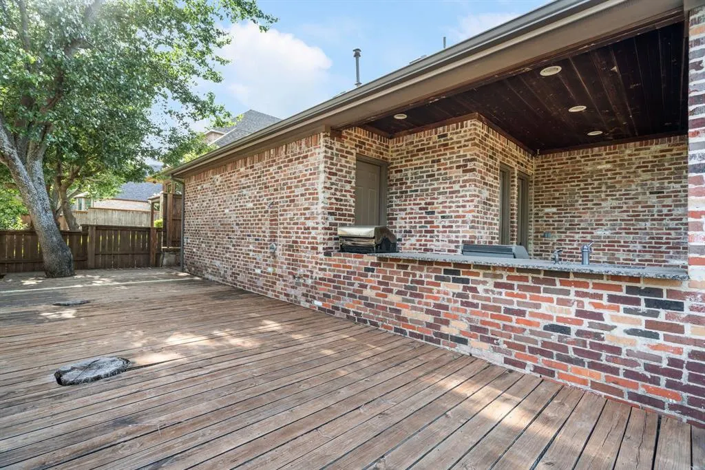 3305 Timber Glen Lane