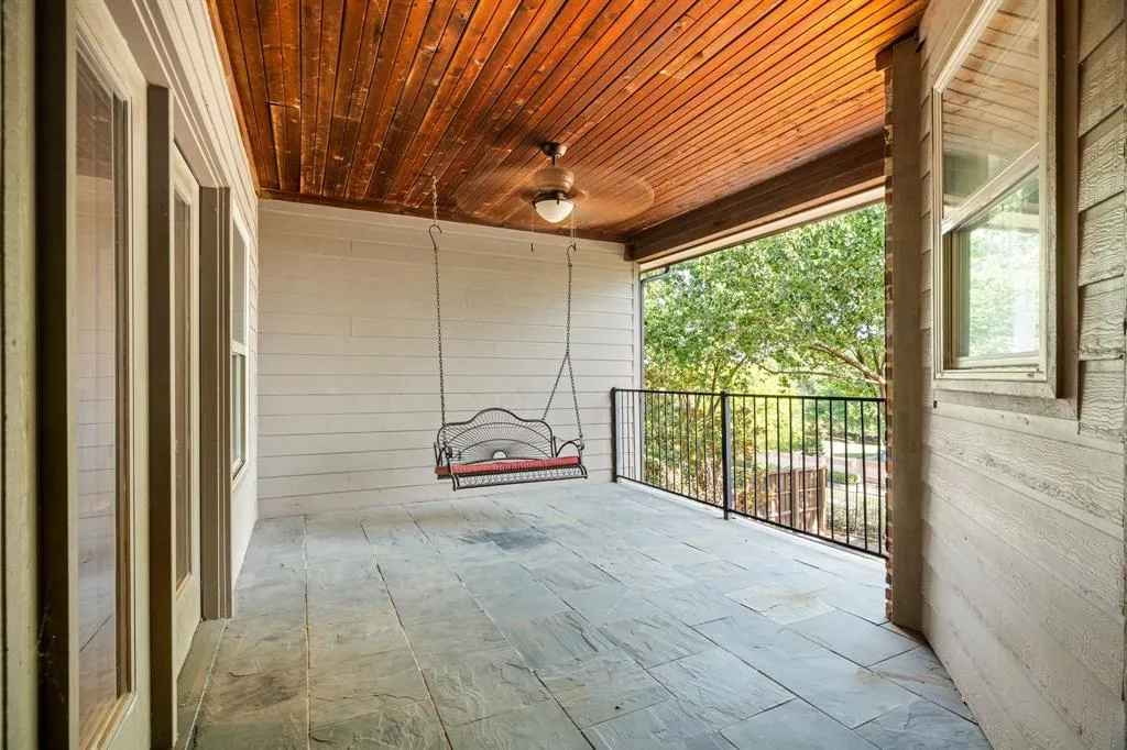 3305 Timber Glen Lane