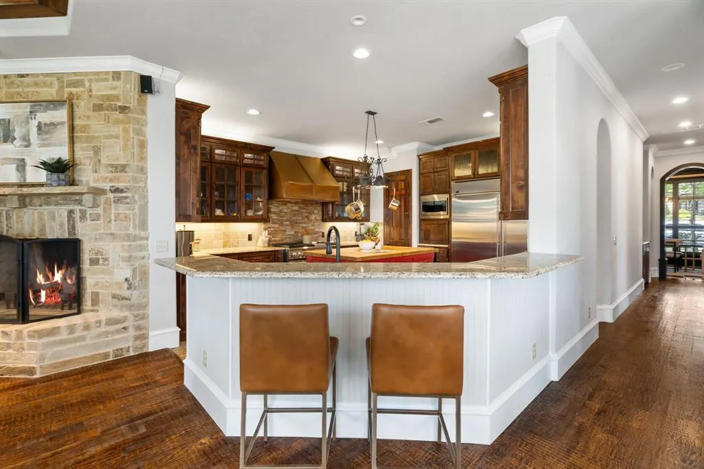 3305 Timber Glen Lane