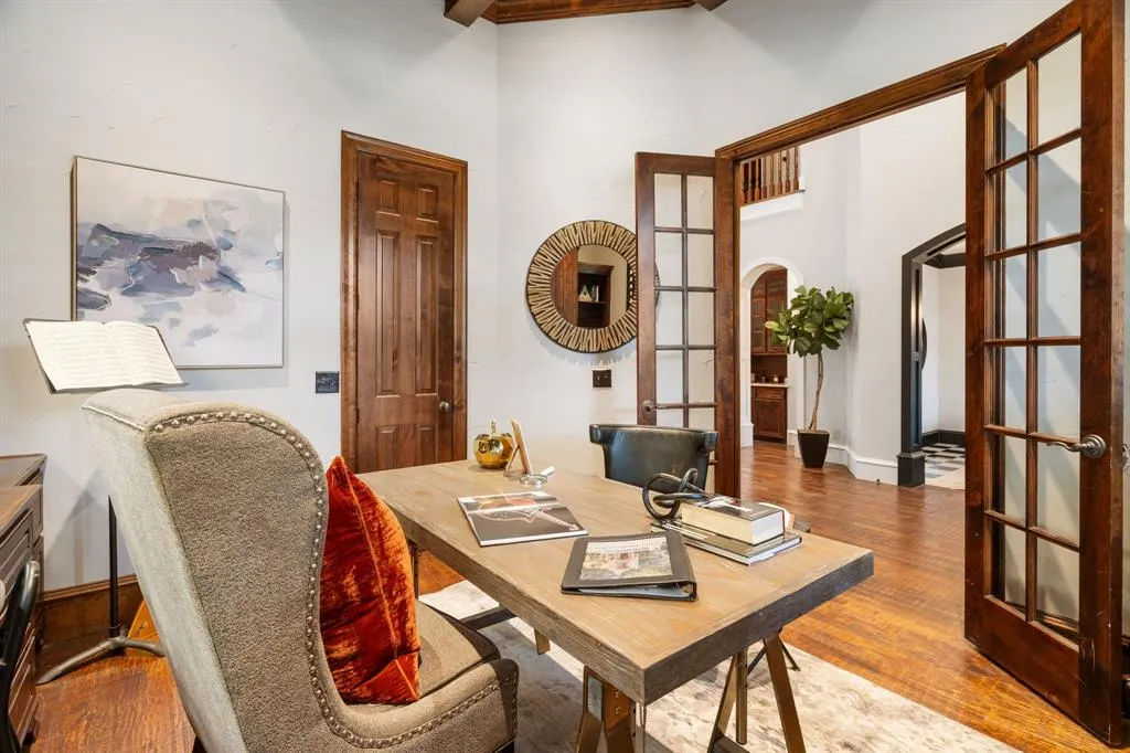 3305 Timber Glen Lane