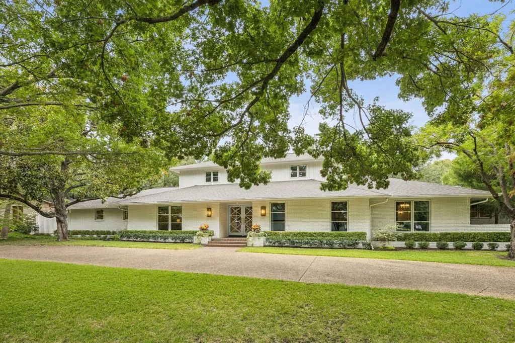 5212 Castlewood Road