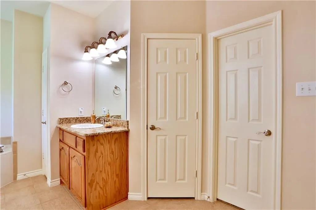 12039 Jasmine Lane