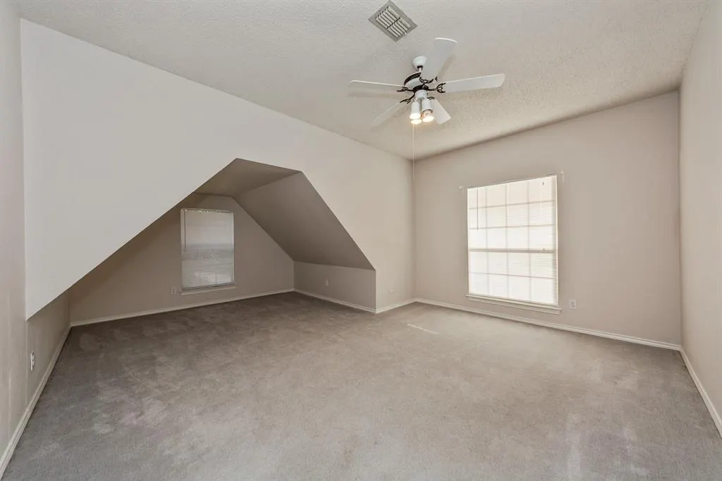 4917 Thorntree Drive