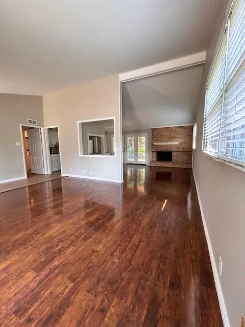 928 Wisteria Way