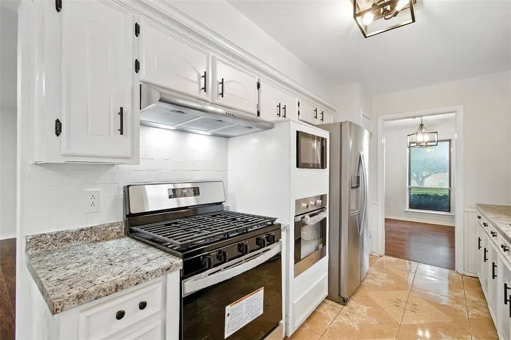 5823 Marview Lane