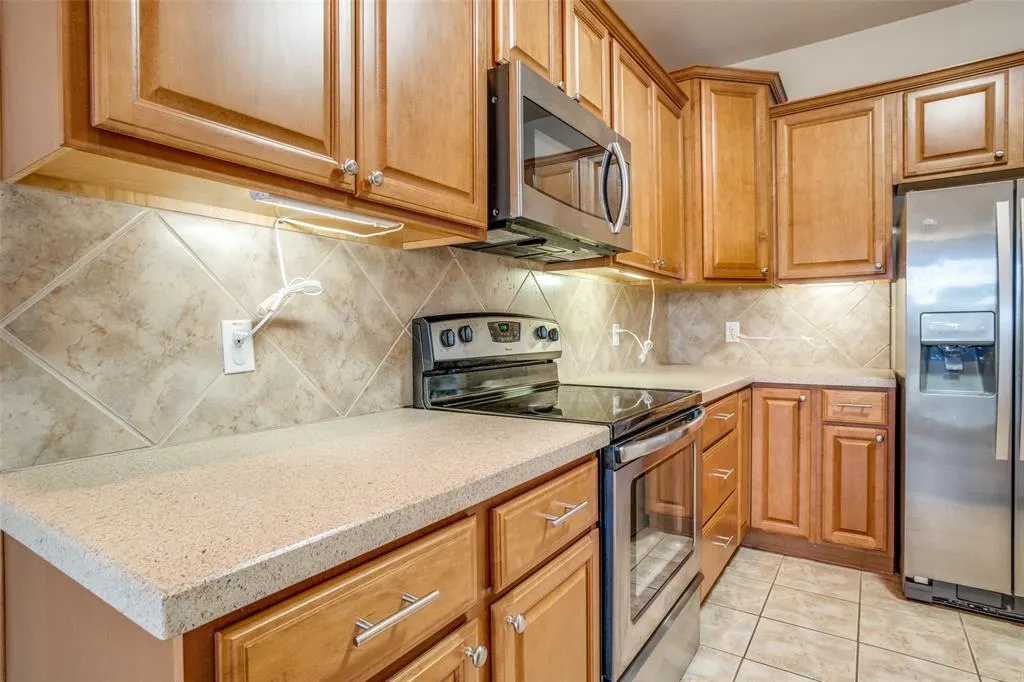 187 Castleridge Drive, #B