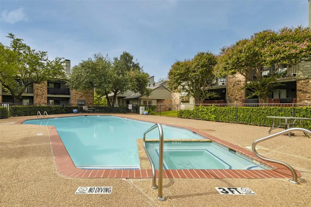 5335 Bent Tree Forest Drive, #288