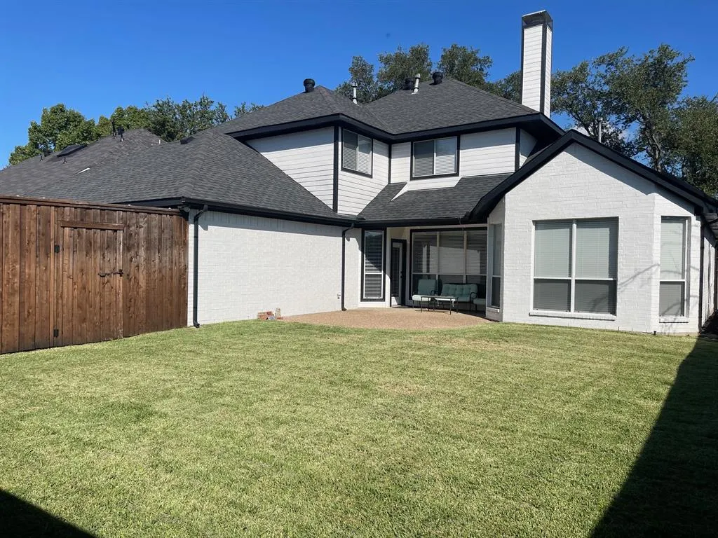 4304 Echo Bluff Drive