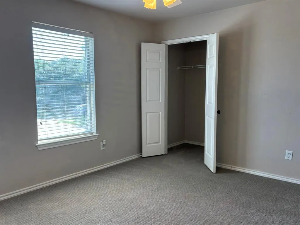 2703 Mountain View Drive