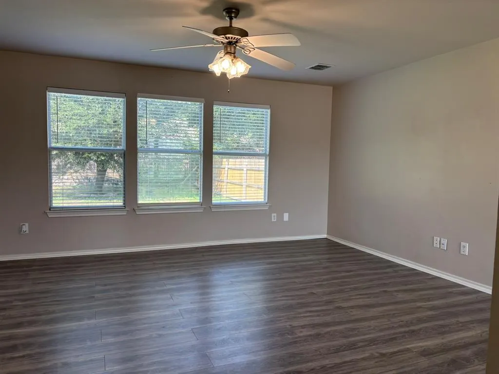 2703 Mountain View Drive