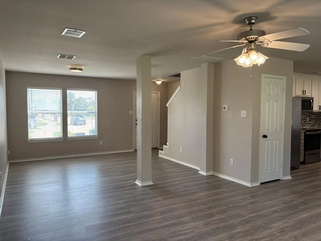 2703 Mountain View Drive