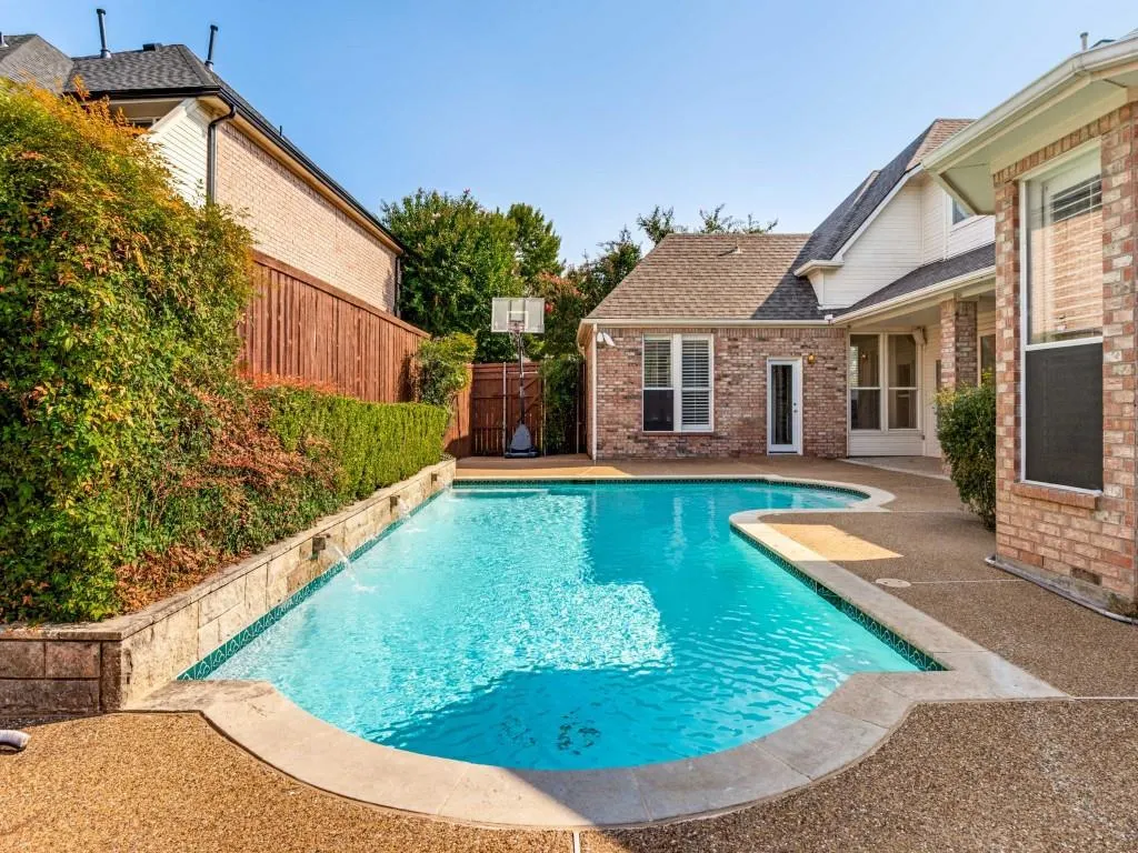 5733 Misted Breeze Drive