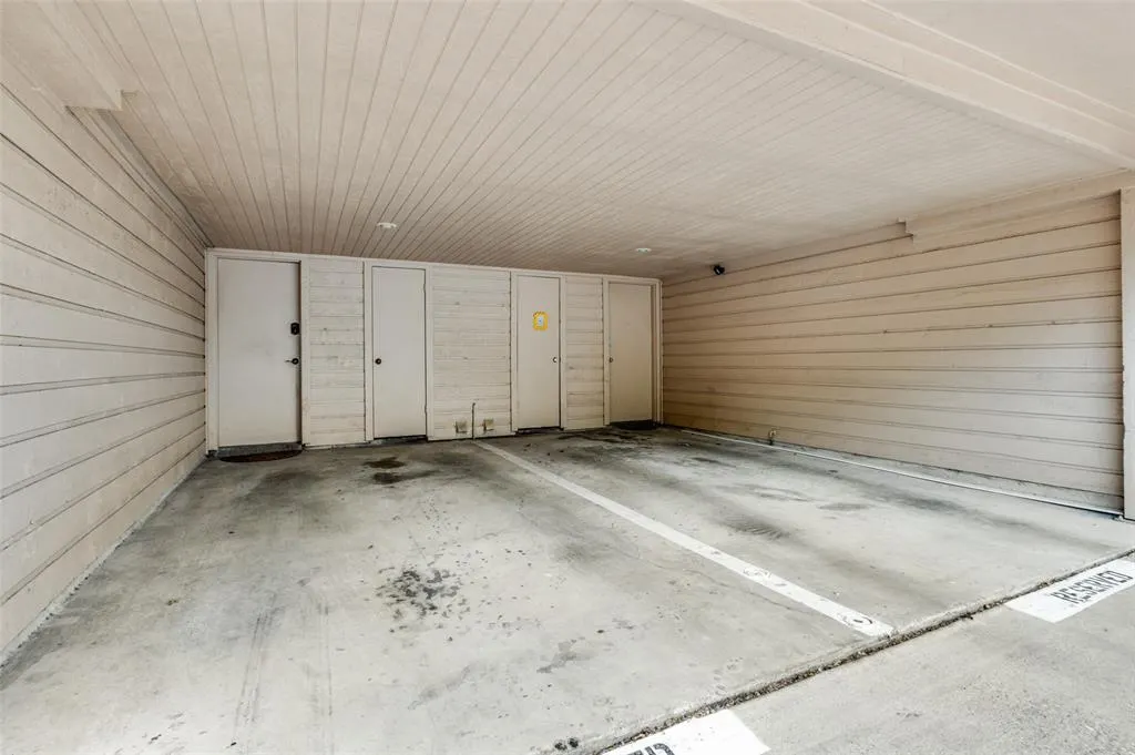 5626 Preston Oaks Road, #31B