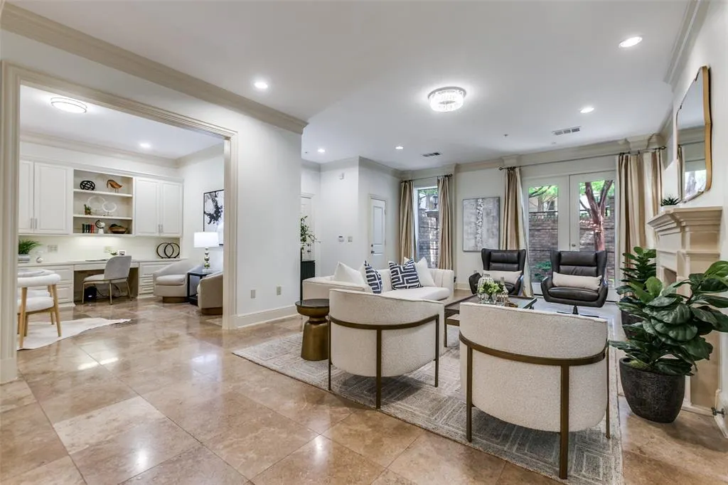 6625 Bandera Avenue, #1C