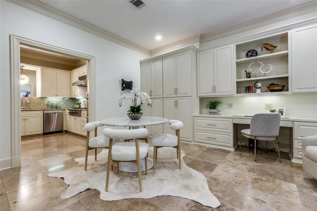 6625 Bandera Avenue, #1C