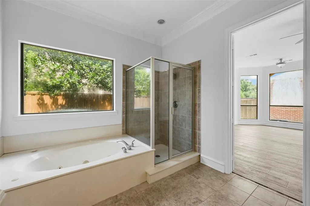40 Clear Pond Drive