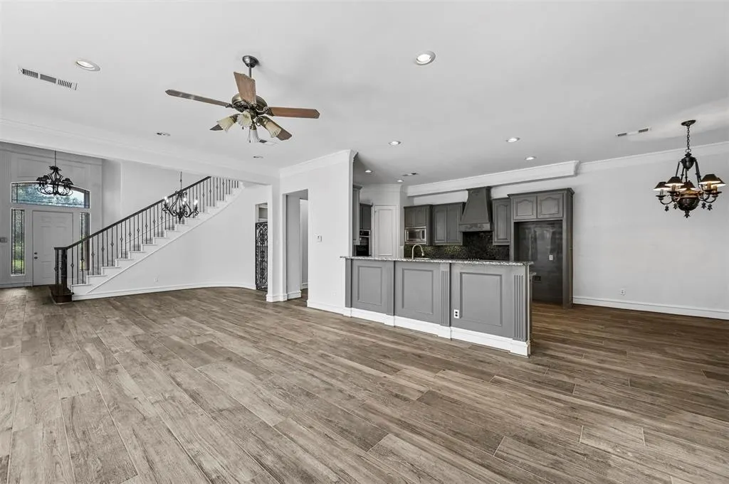 40 Clear Pond Drive