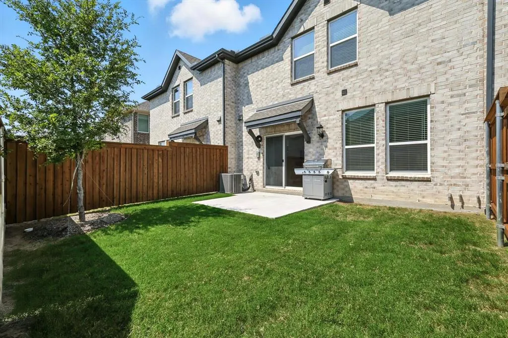 1331 Hill Country Place