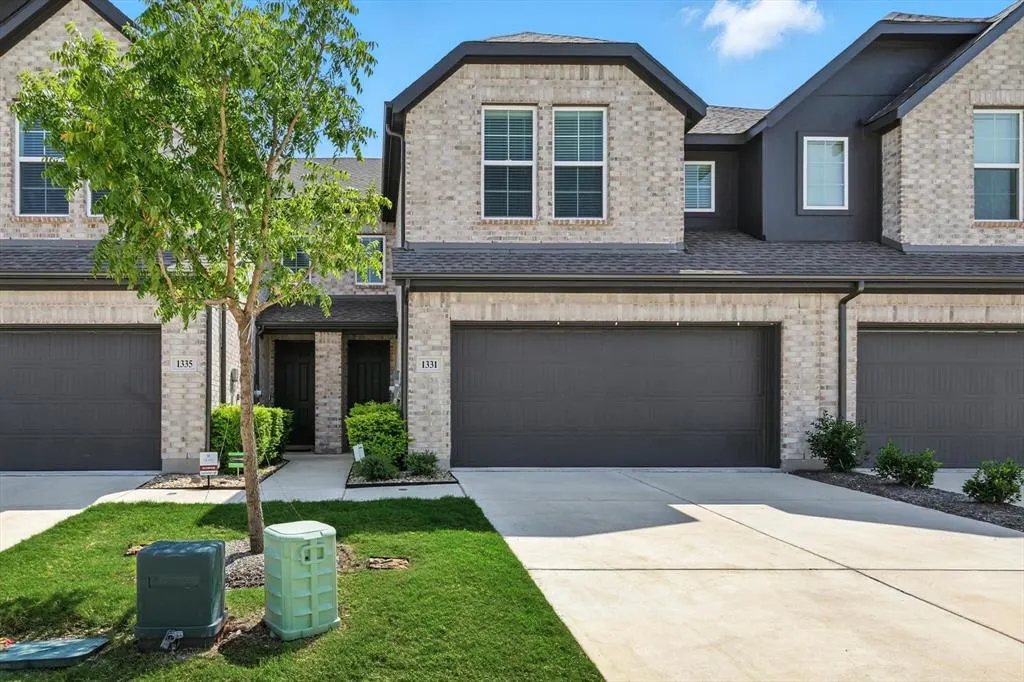 1331 Hill Country Place