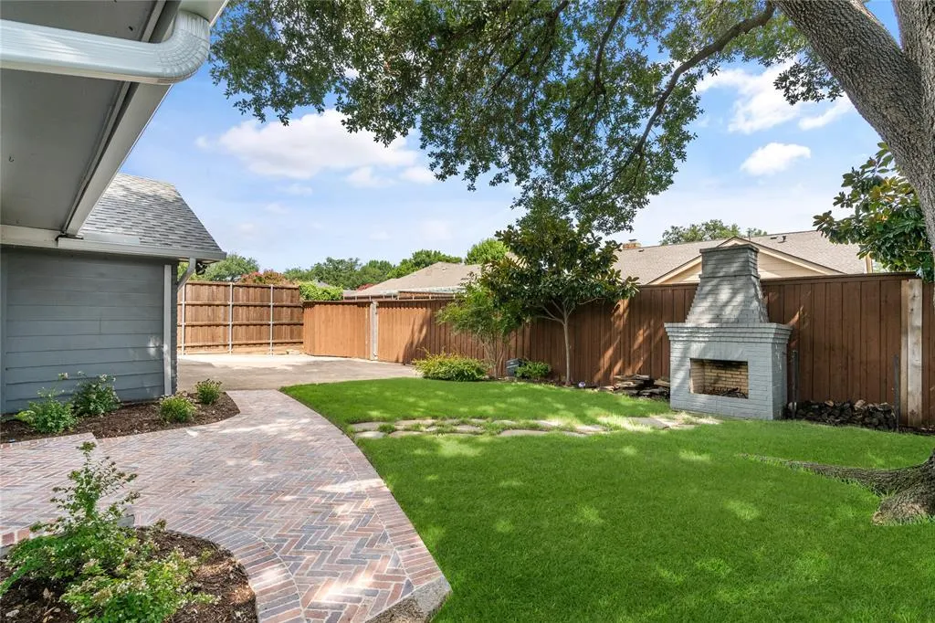6135 Yellow Rock Trail