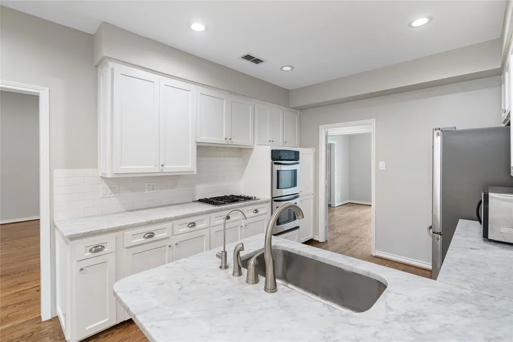 6135 Yellow Rock Trail