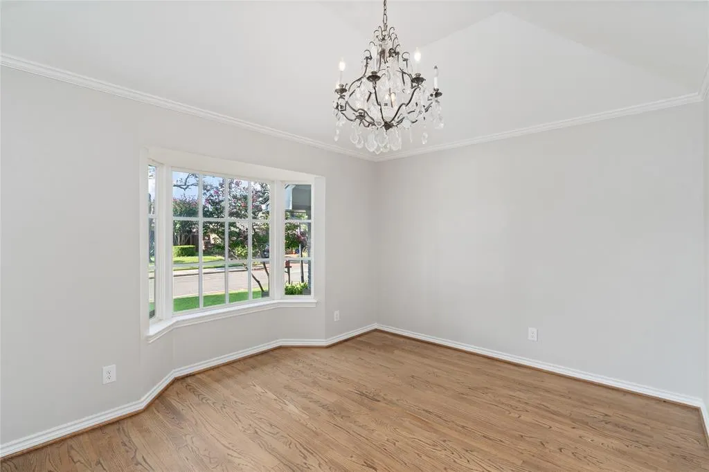 6135 Yellow Rock Trail