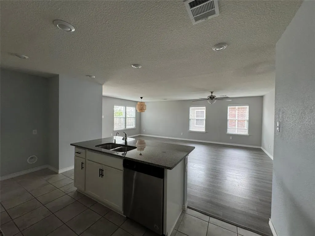 2757 Tobias Lane