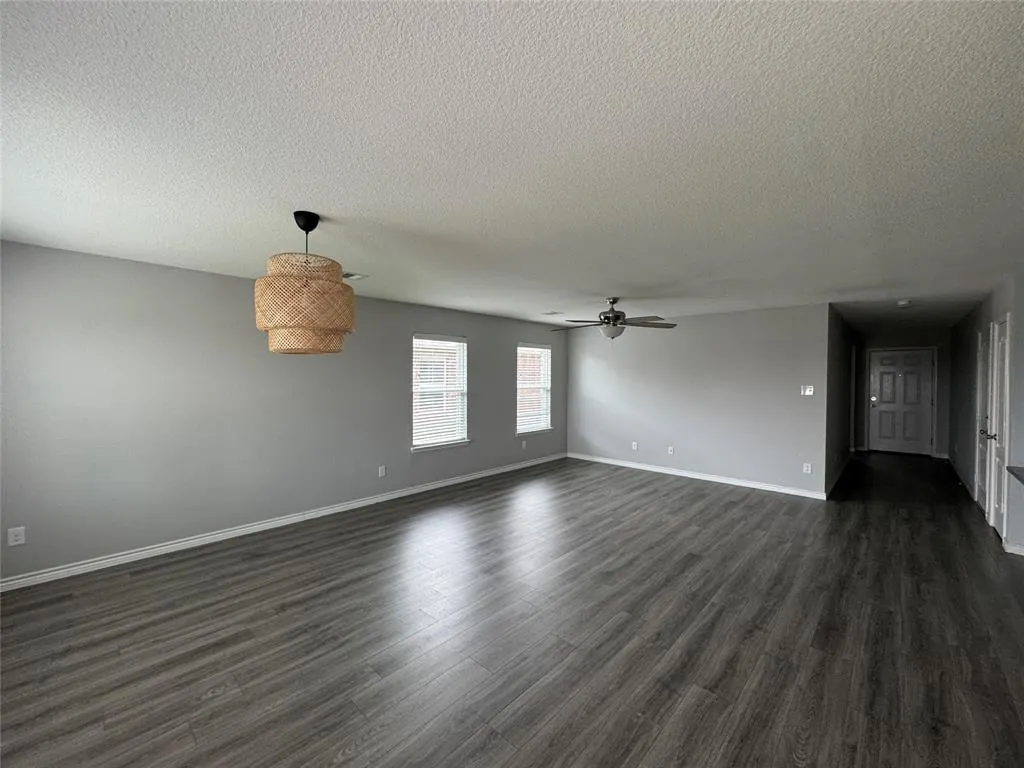 2757 Tobias Lane