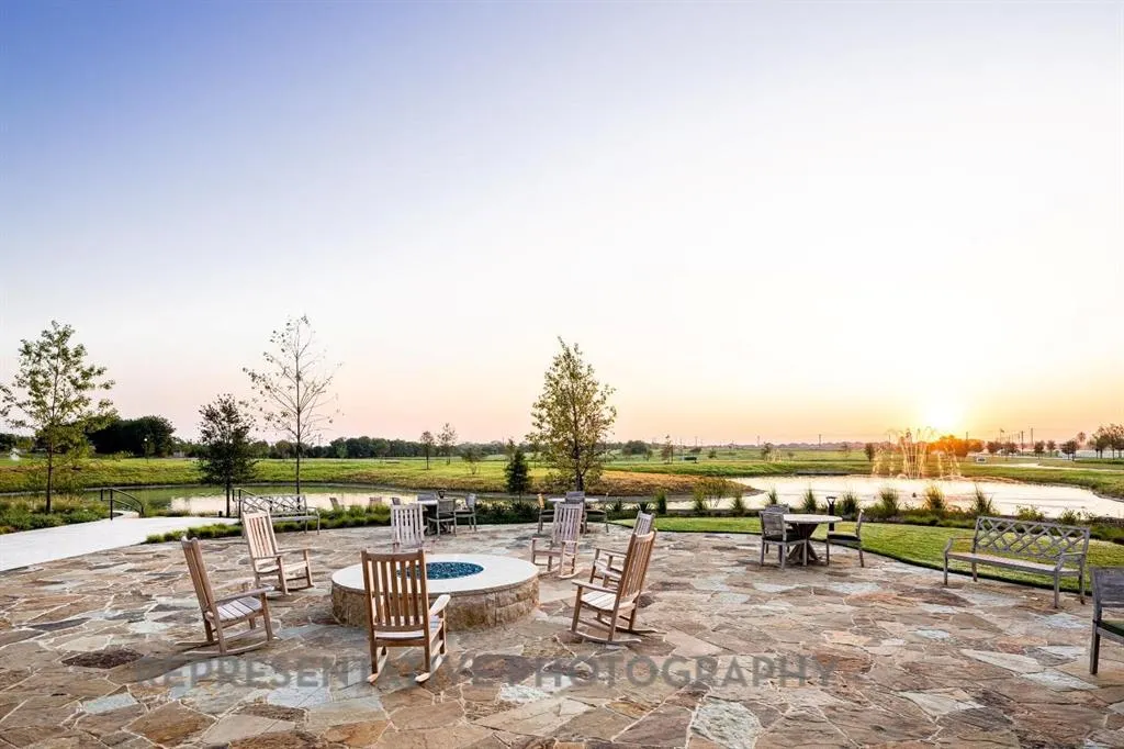 4233 Palomino Road