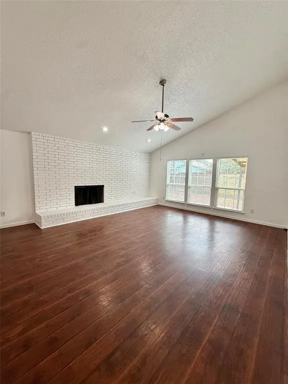 1506 Hindsdale Drive