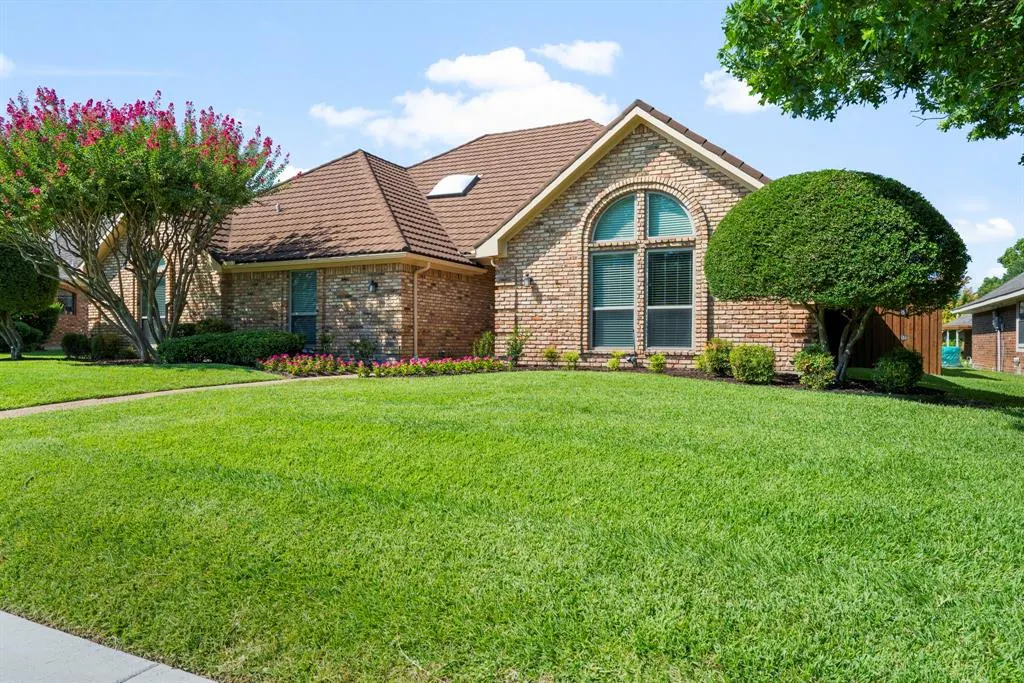 1505 Harrington Drive