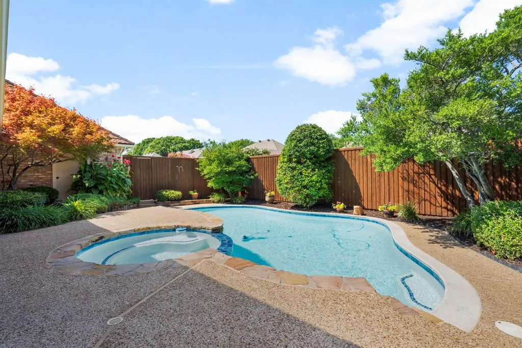 1505 Harrington Drive
