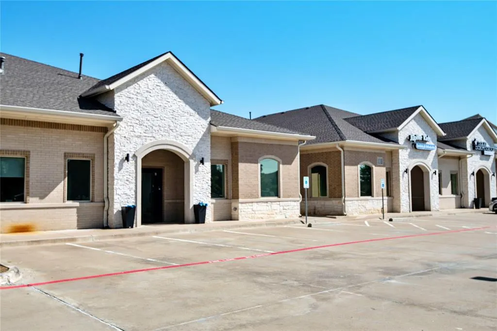 1020 W Exchange Parkway, #1130