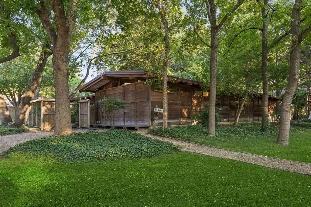 8924 Capri Drive