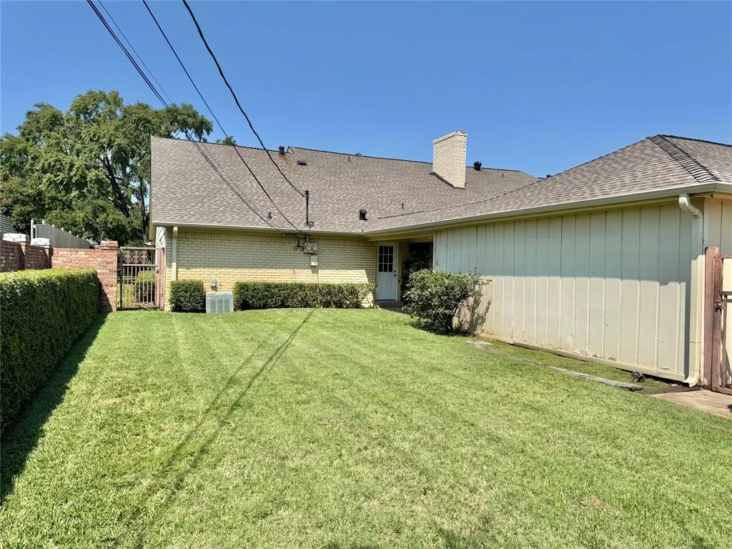 3784 Weeburn Drive