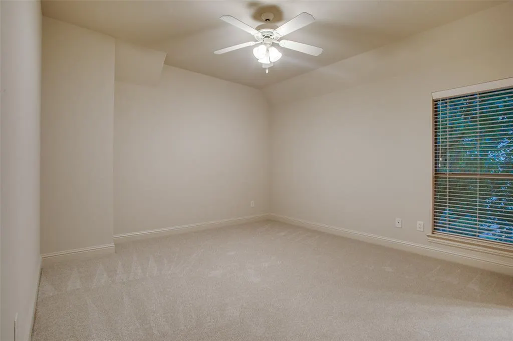7238 Casa Loma Avenue