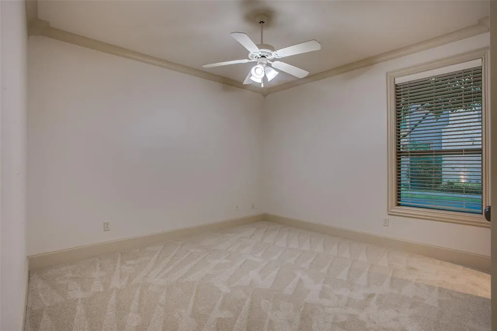 7238 Casa Loma Avenue