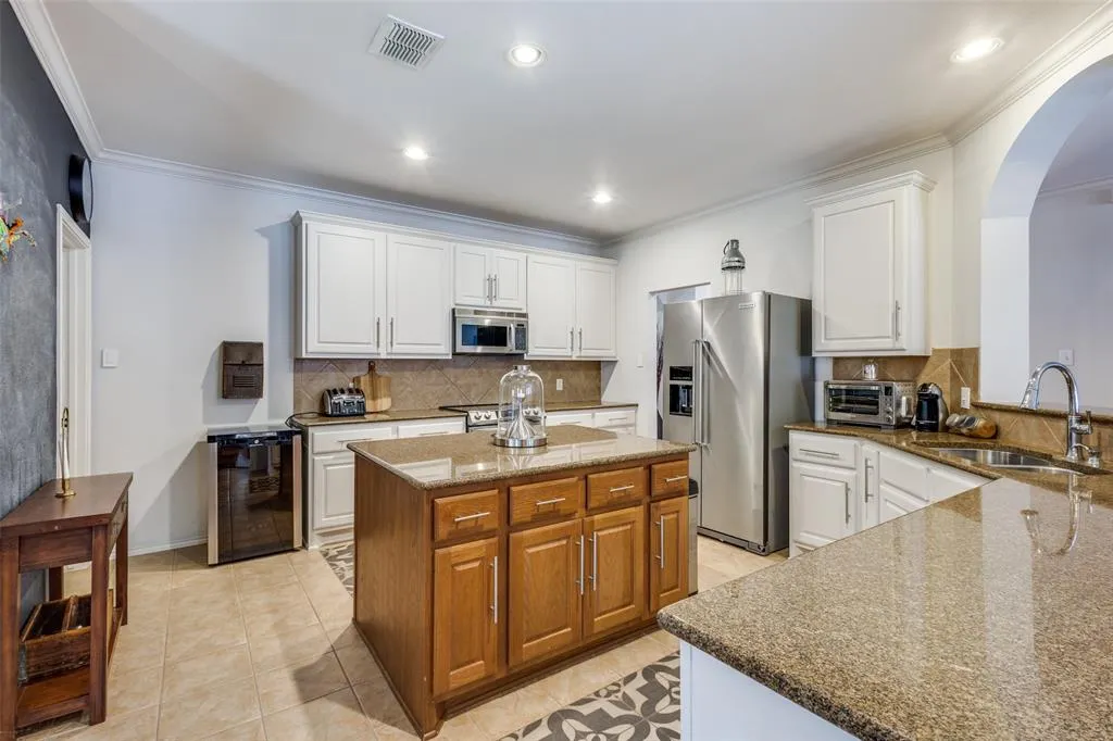 1204 Thimbleberry Drive