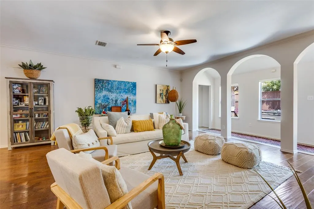 1204 Thimbleberry Drive