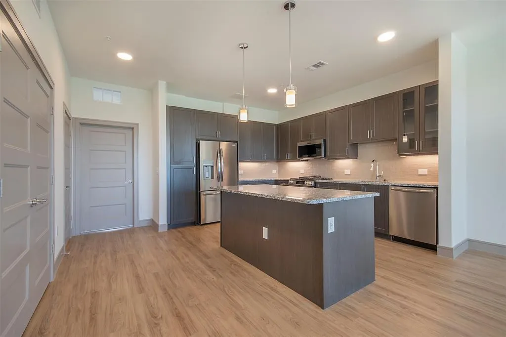11330 Desert Willow Way, #09104