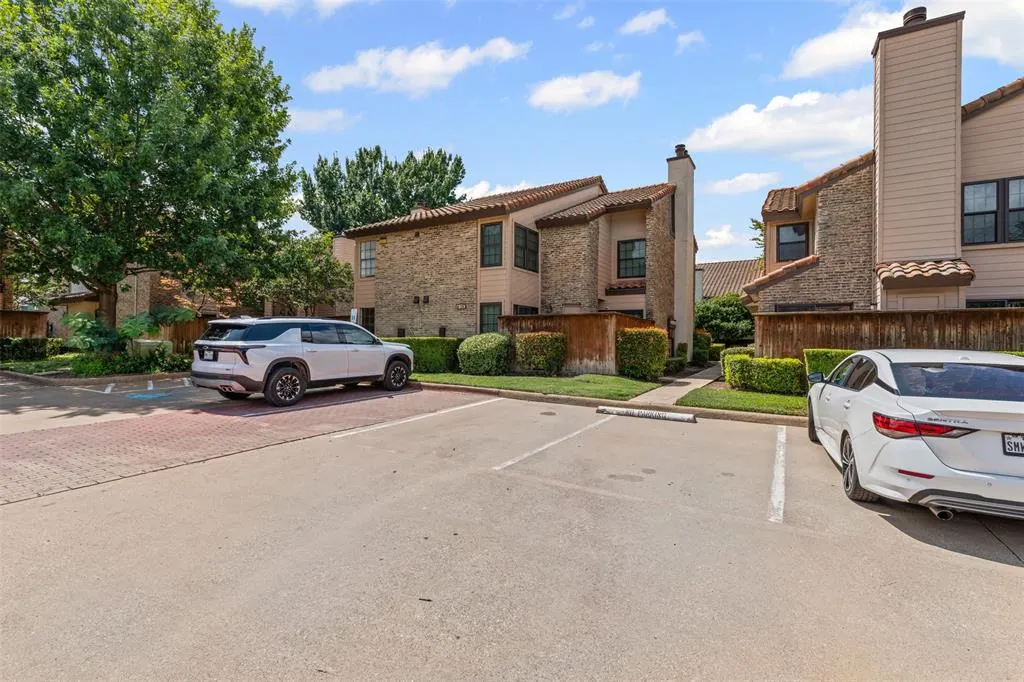 5626 Preston Oaks Road, #21A