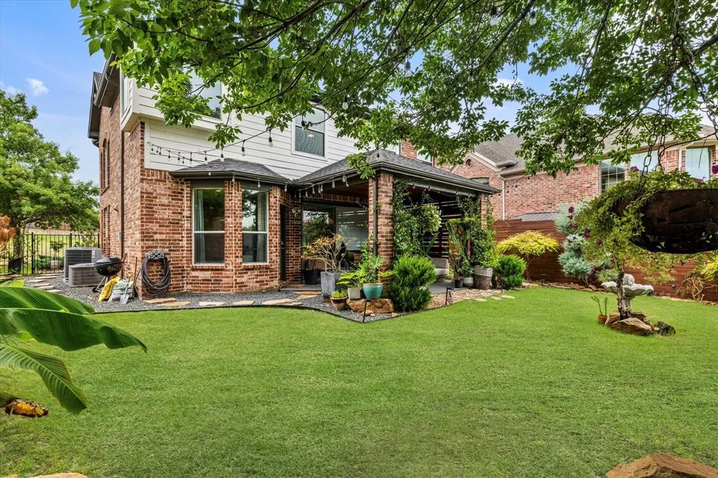 5341 Hidden Creek Lane