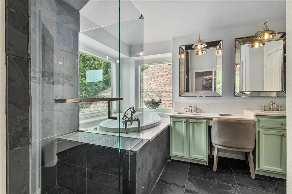 5341 Hidden Creek Lane