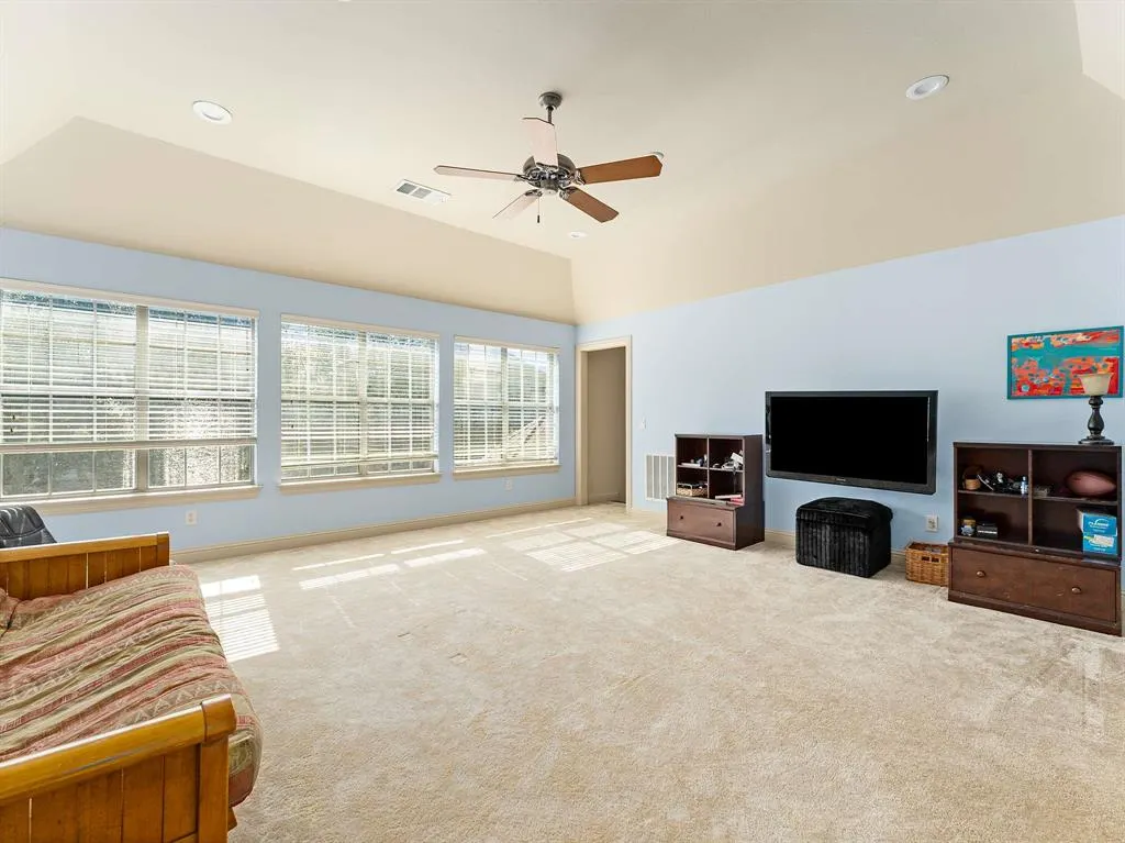 1604 Litchfield Drive