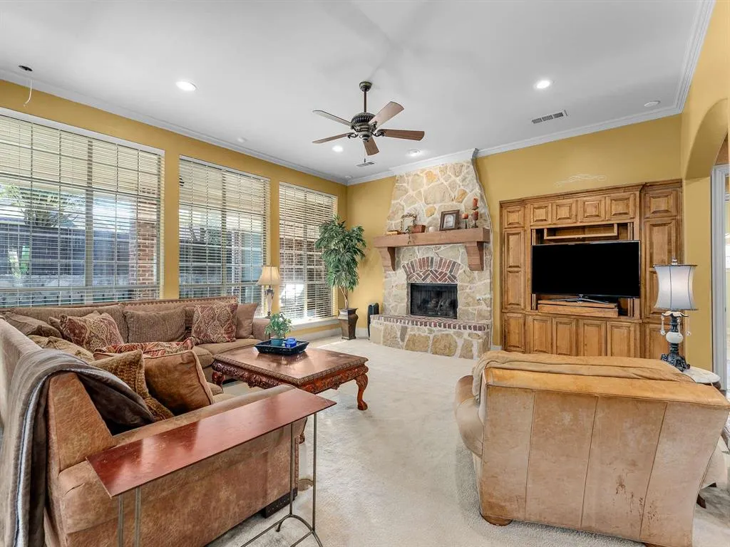 1604 Litchfield Drive