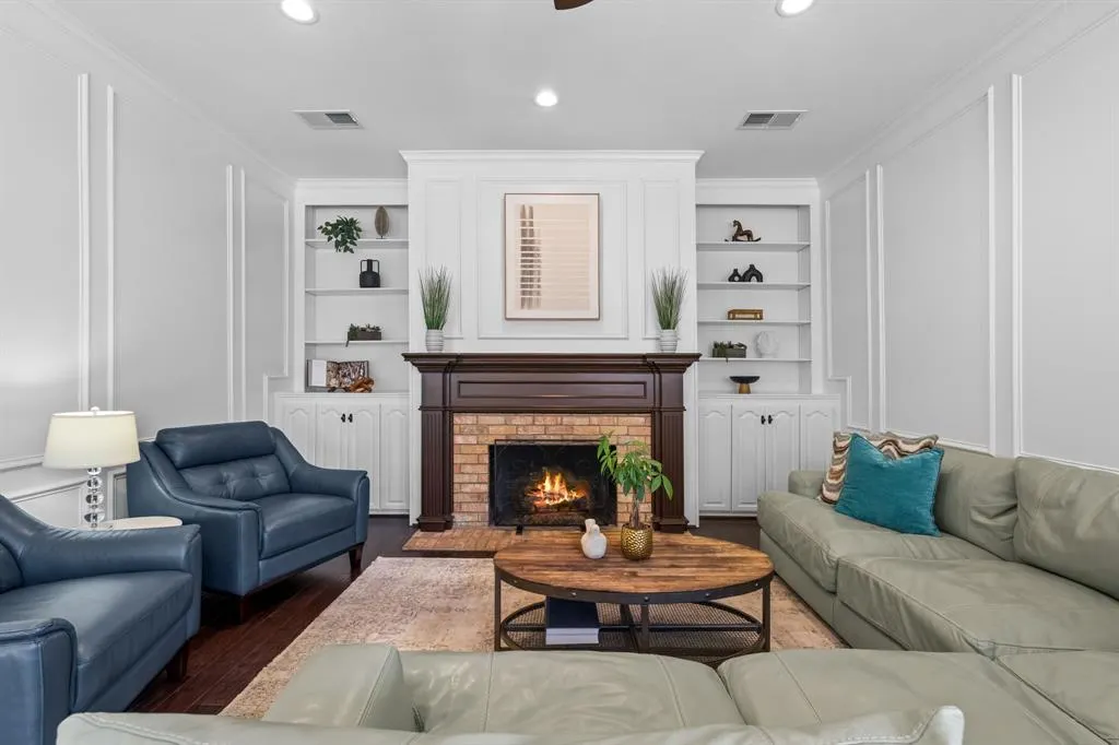 1621 Glen Springs Drive