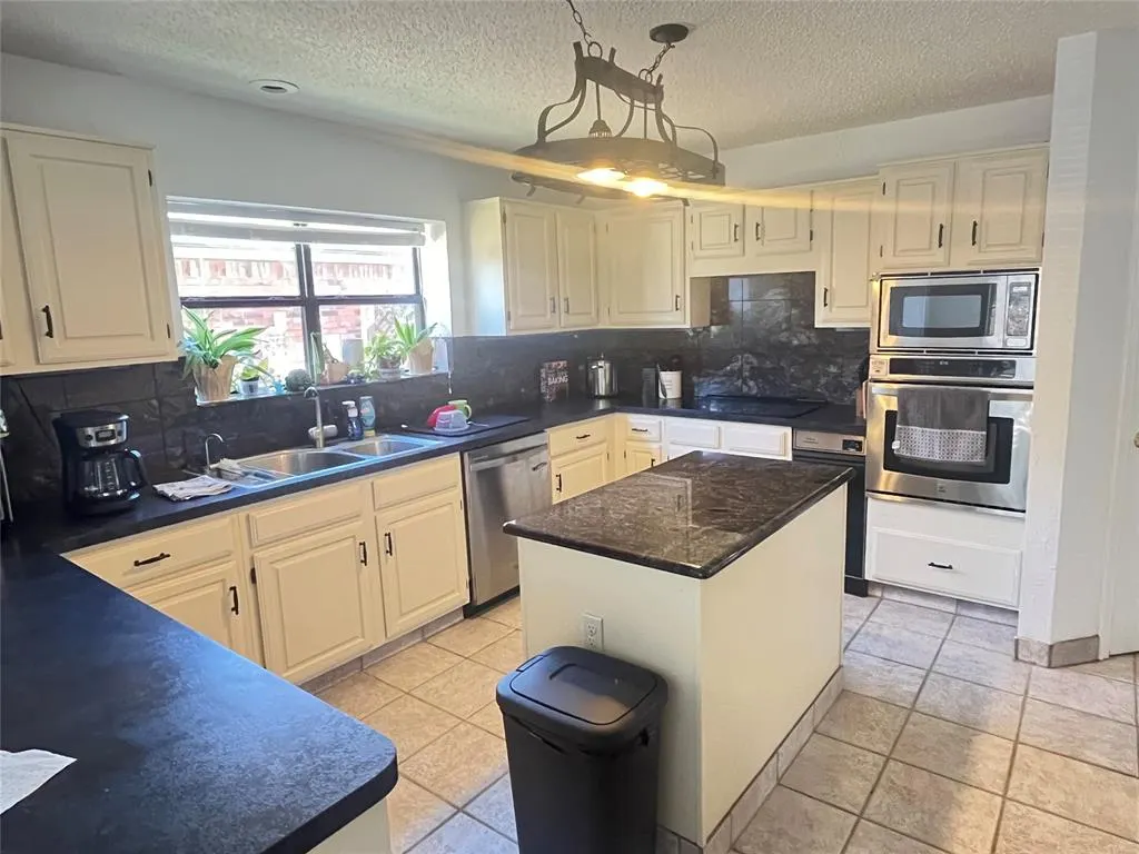 3720 Campstone Drive