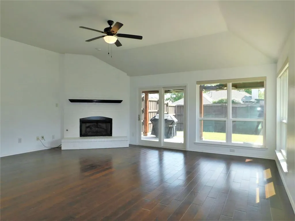 6200 Decatur Court